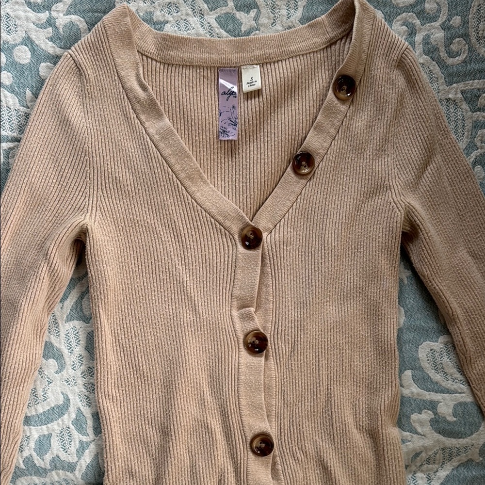 Women's Beige Sweater